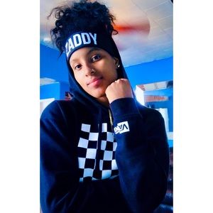 Meet your Posher, Bethsy